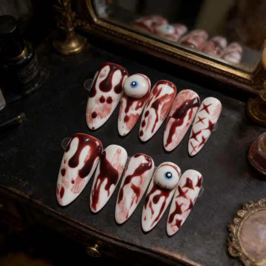 Bloody Eye — Handmade Blood Drip Halloween Press-On Nails