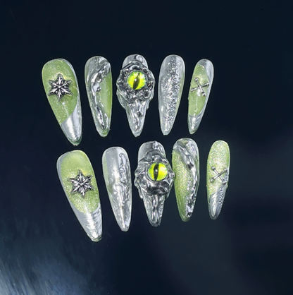 Emerald Eye — Handmade Green Cat-Eye Chrome Press-On Nails