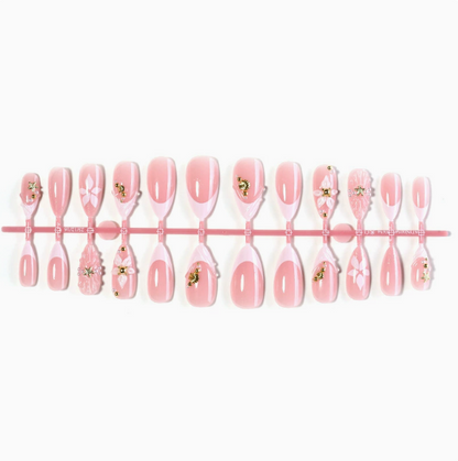 White Butterfly press-on nails full set layout