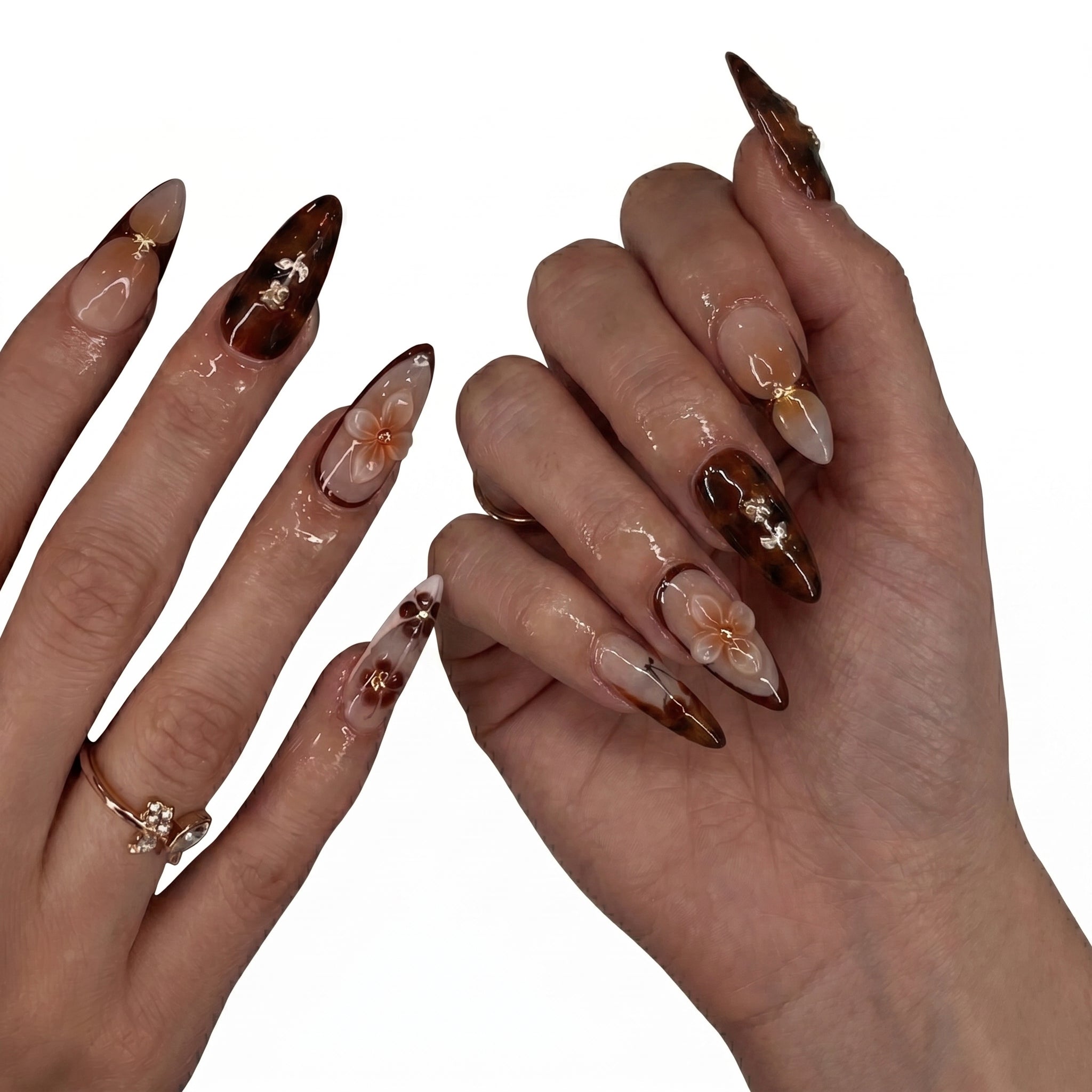 Amber Flora — Brown Flower Press-On Nails